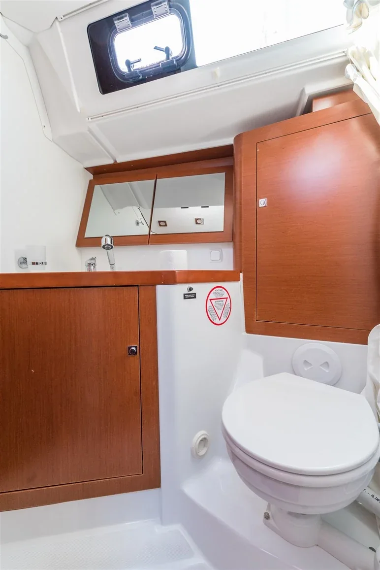 Yacht BENETEAU Oceanis 45 - Zoa - Foto 1