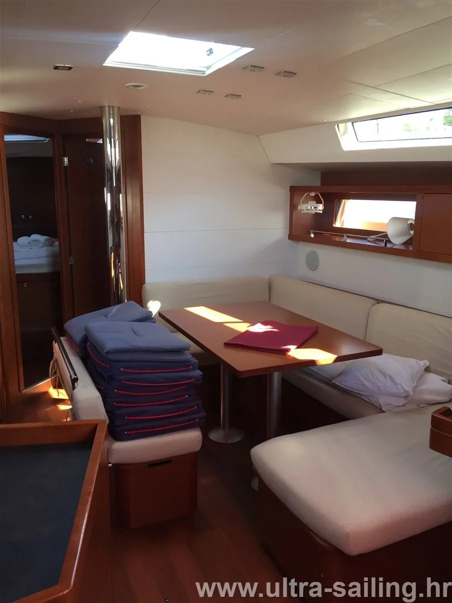 Yacht BENETEAU Oceanis 45 - Parija - Foto 1