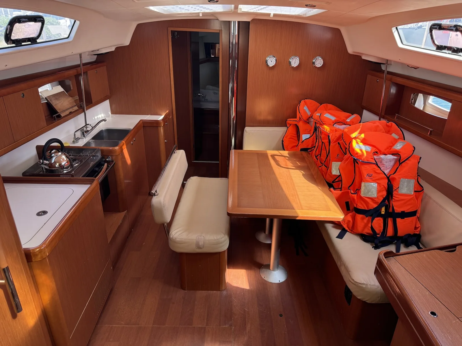 Yacht BENETEAU Oceanis 43 - Magnolia - Foto 1