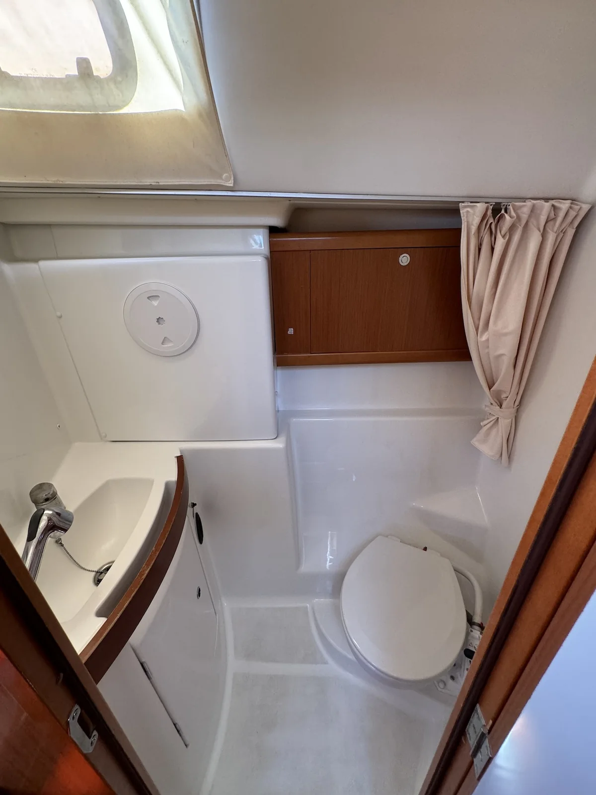 Yacht BENETEAU Oceanis 43 - Magnolia - Foto 1