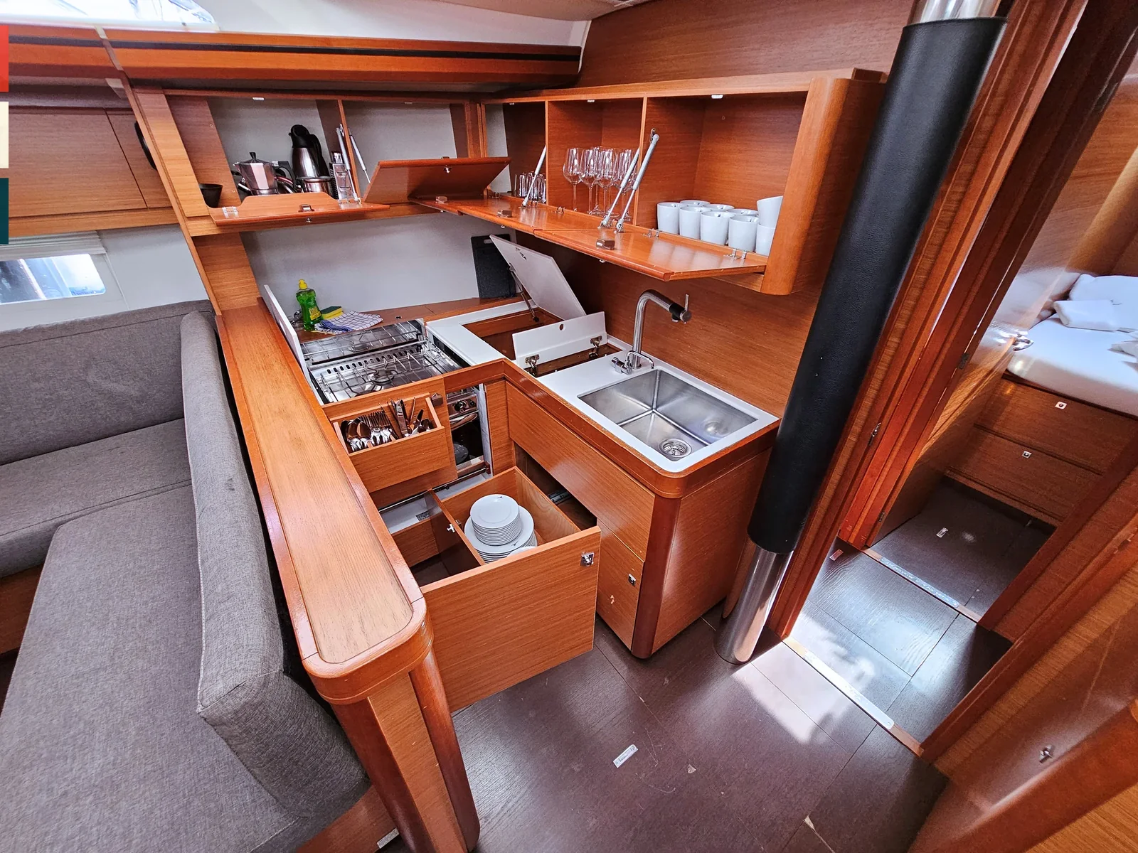 Yacht DUFOUR 520 Grand Large - Maverick - Foto 1
