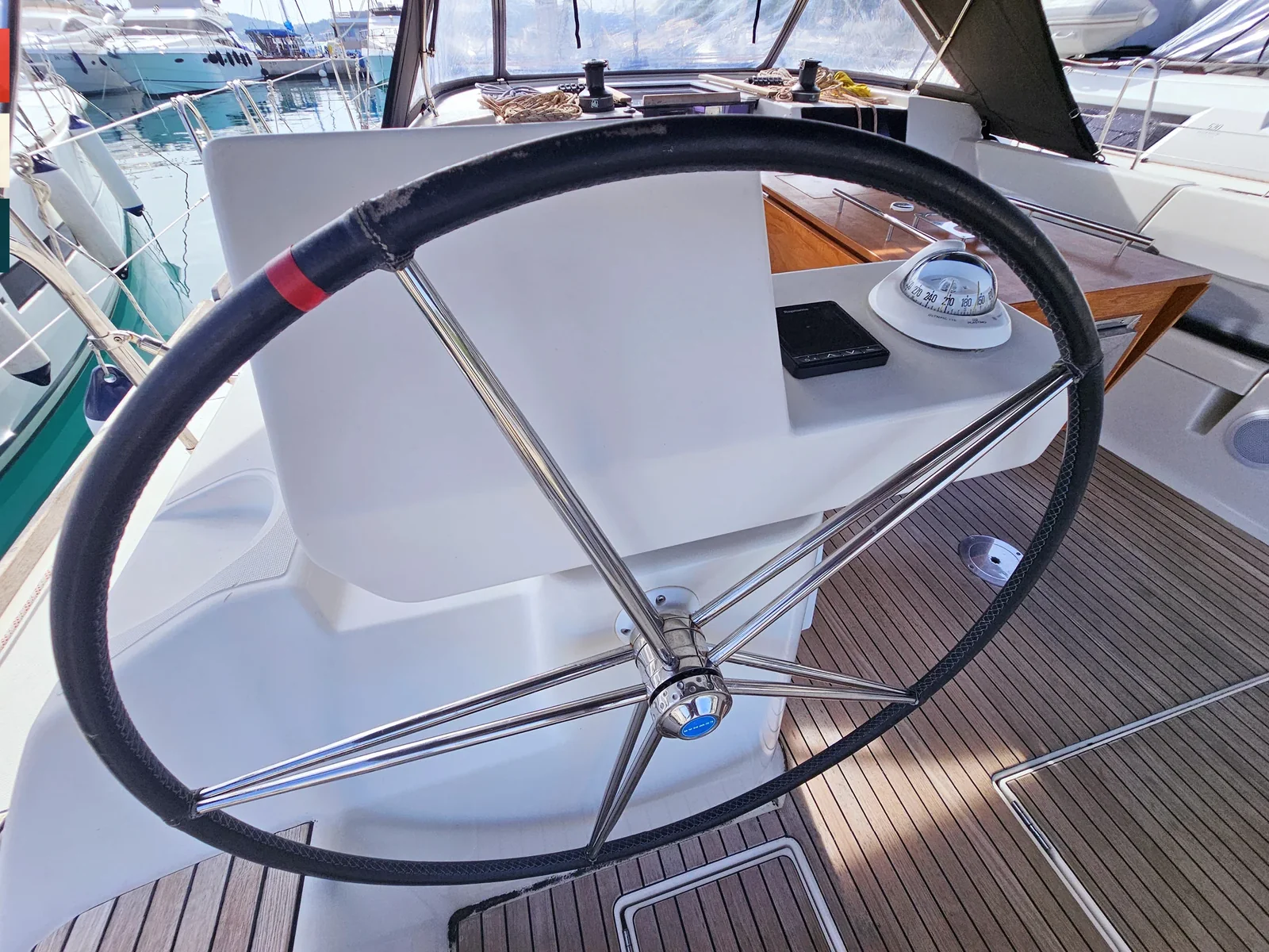 Yacht DUFOUR 520 Grand Large - Maverick - Foto 1