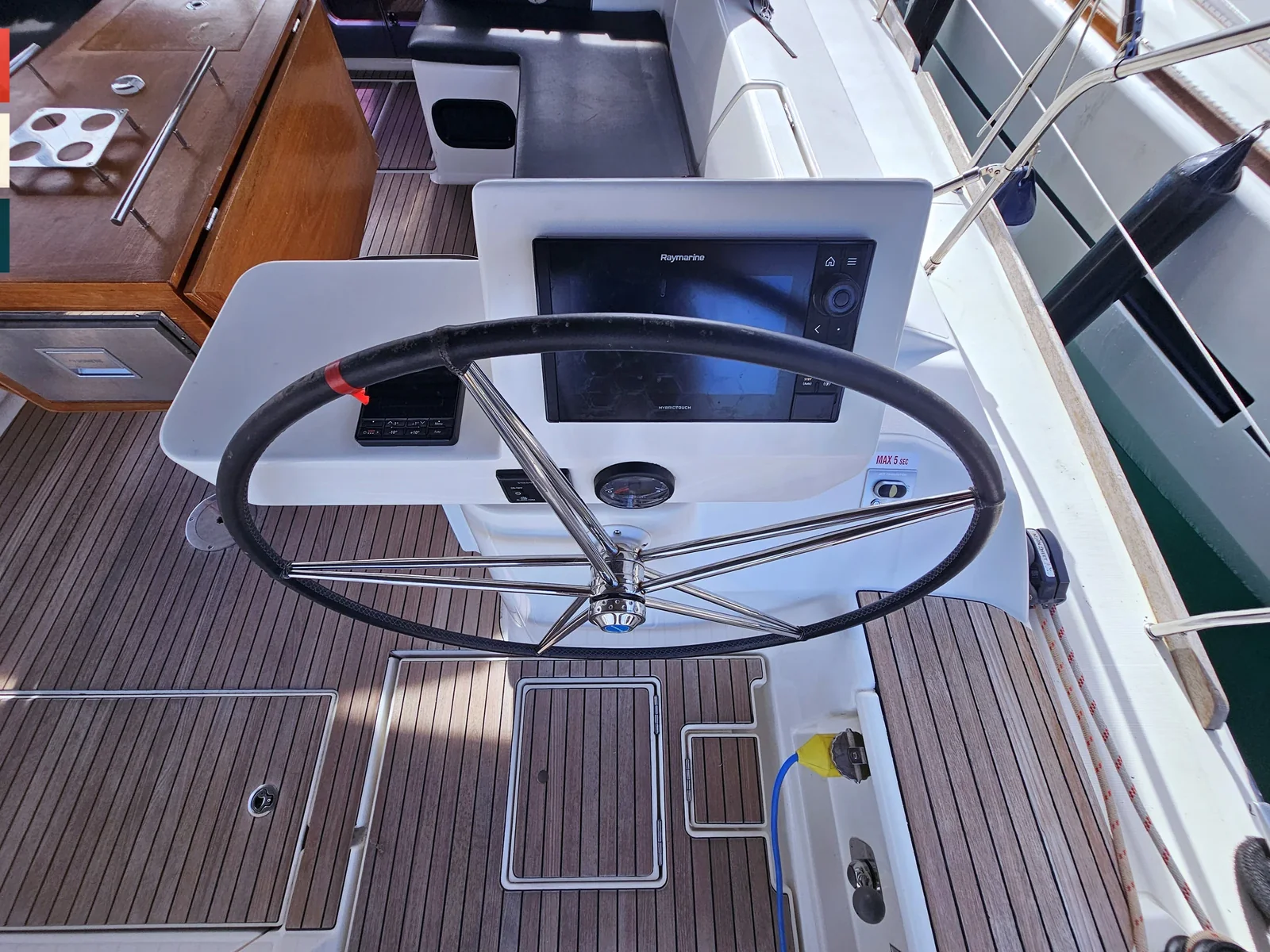 Yacht DUFOUR 520 Grand Large - Maverick - Foto 1