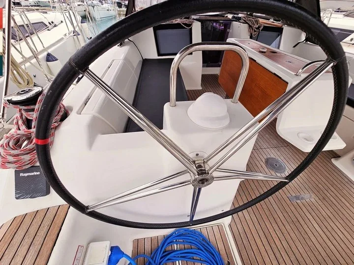 Yacht DUFOUR 460 Grand Large - Ritmico - Foto 1