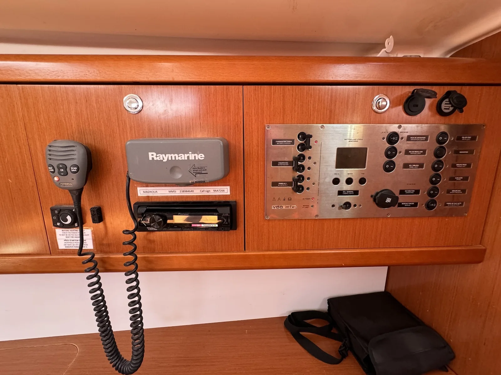 Yacht BENETEAU Oceanis 43 - Magnolia - Foto 1