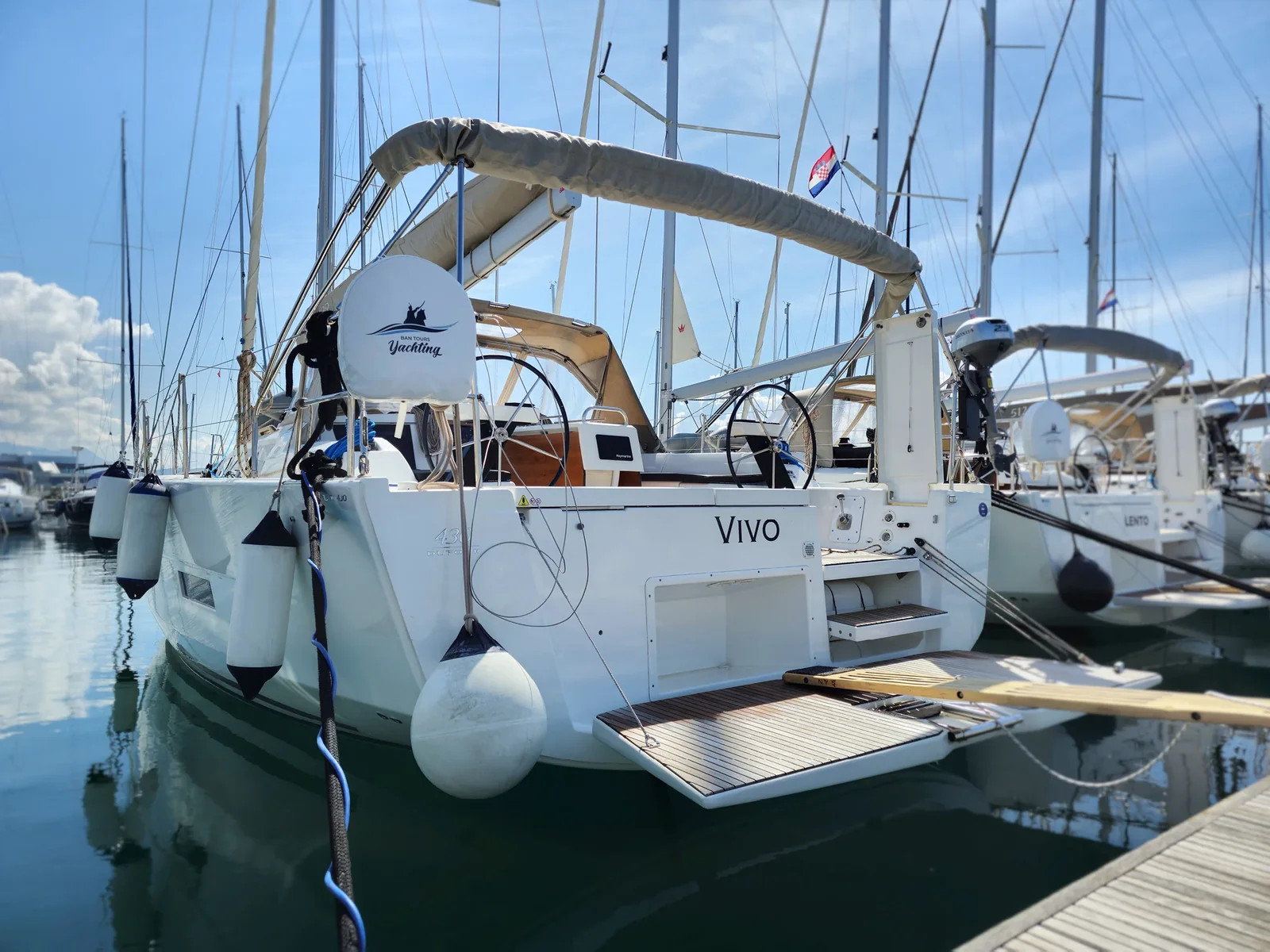Yacht DUFOUR 430 Grand Large - Vivo - Foto 1