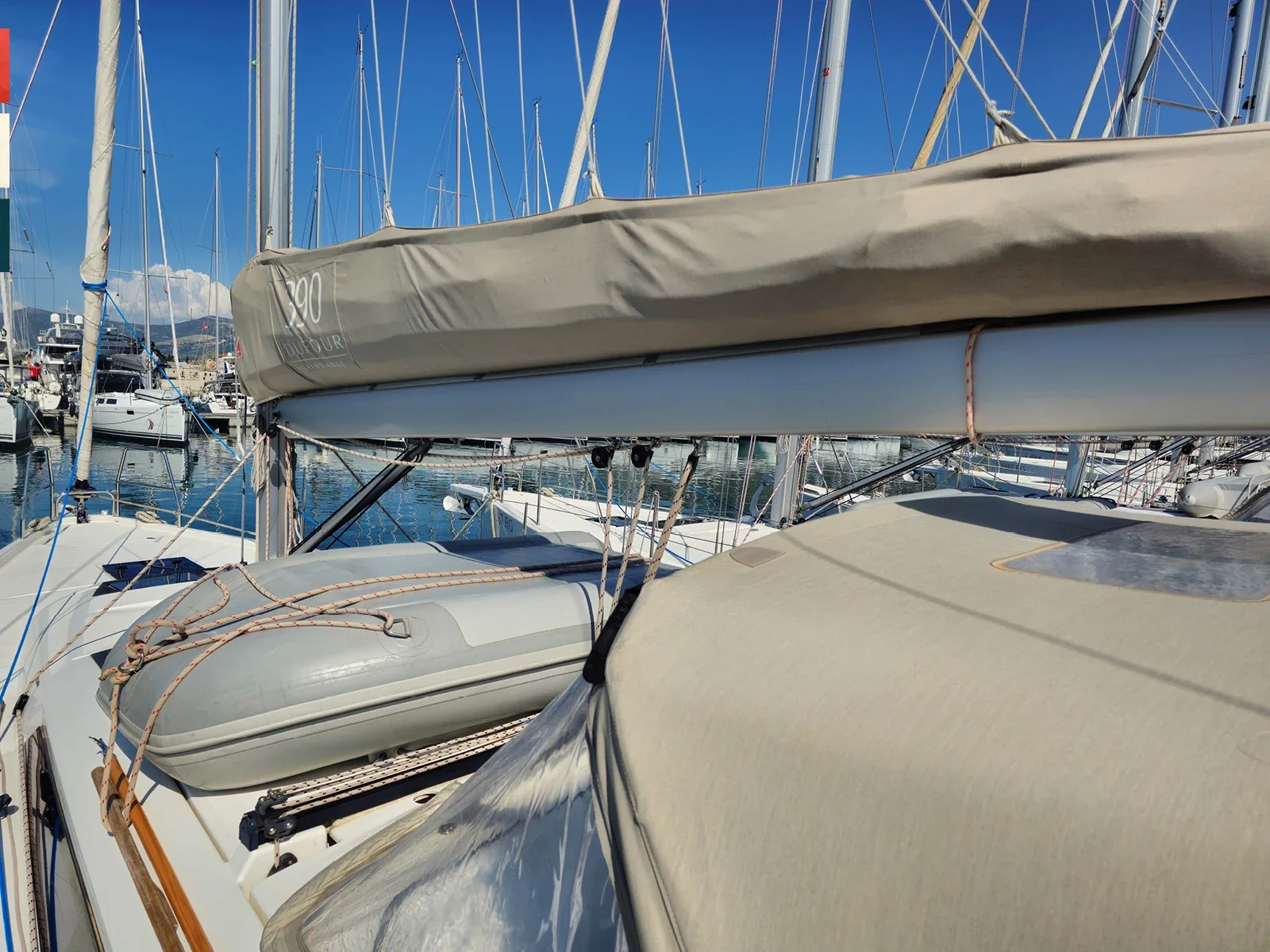 Yacht DUFOUR 390 Grand Large - Nika - Foto 1