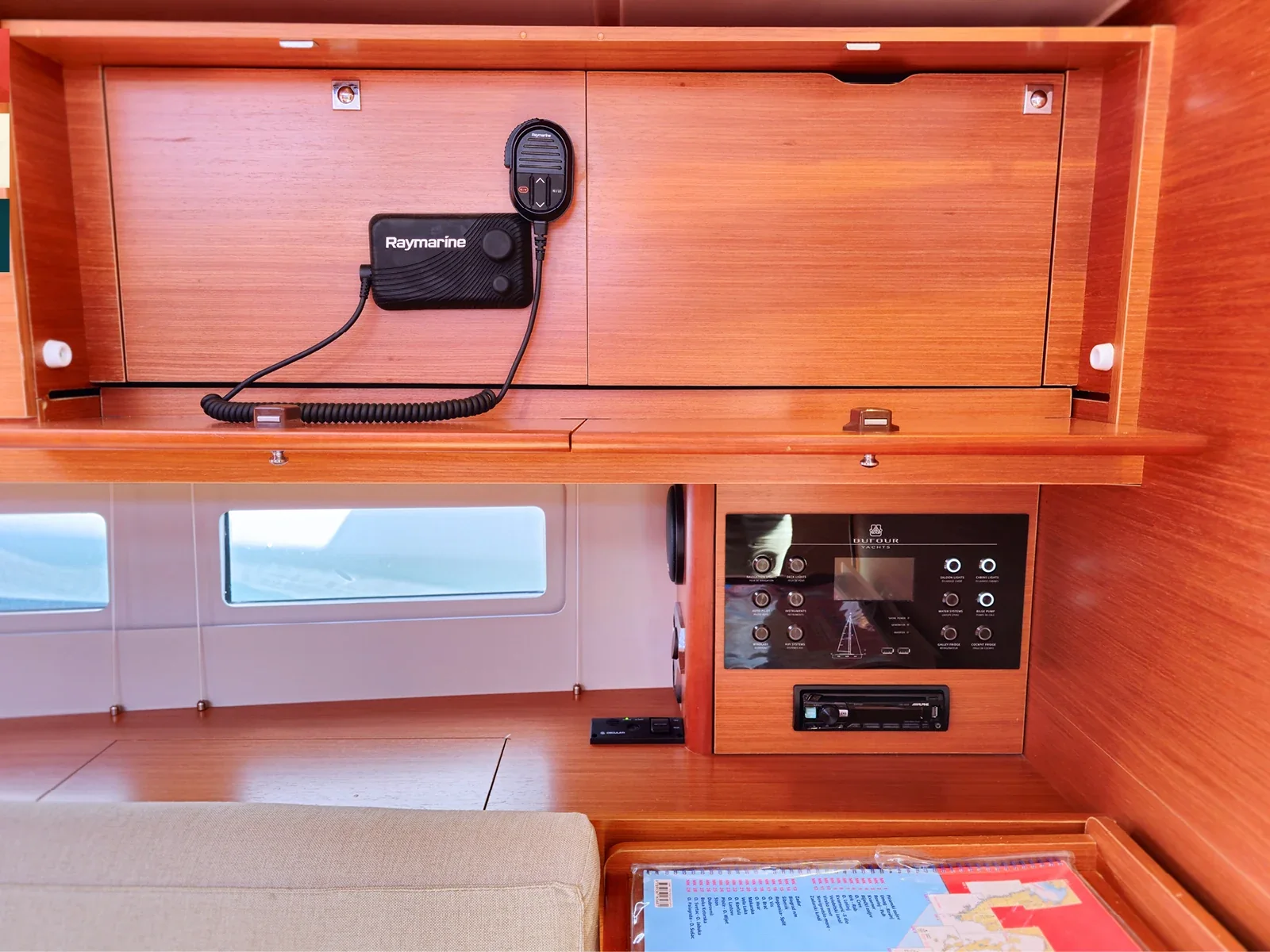 Yacht DUFOUR 390 Grand Large - Nika - Foto 1