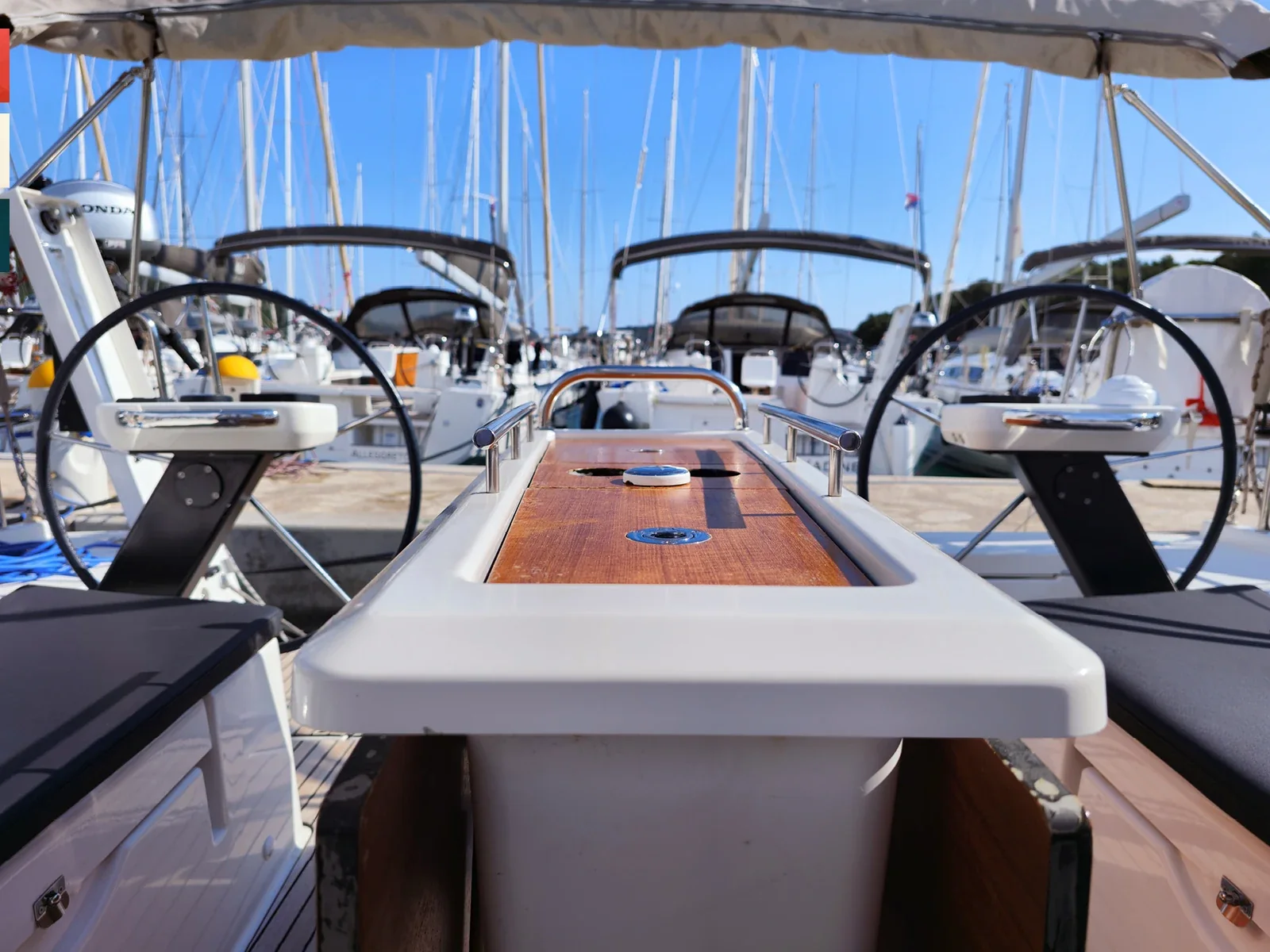 Yacht DUFOUR 390 Grand Large - Nika - Foto 1