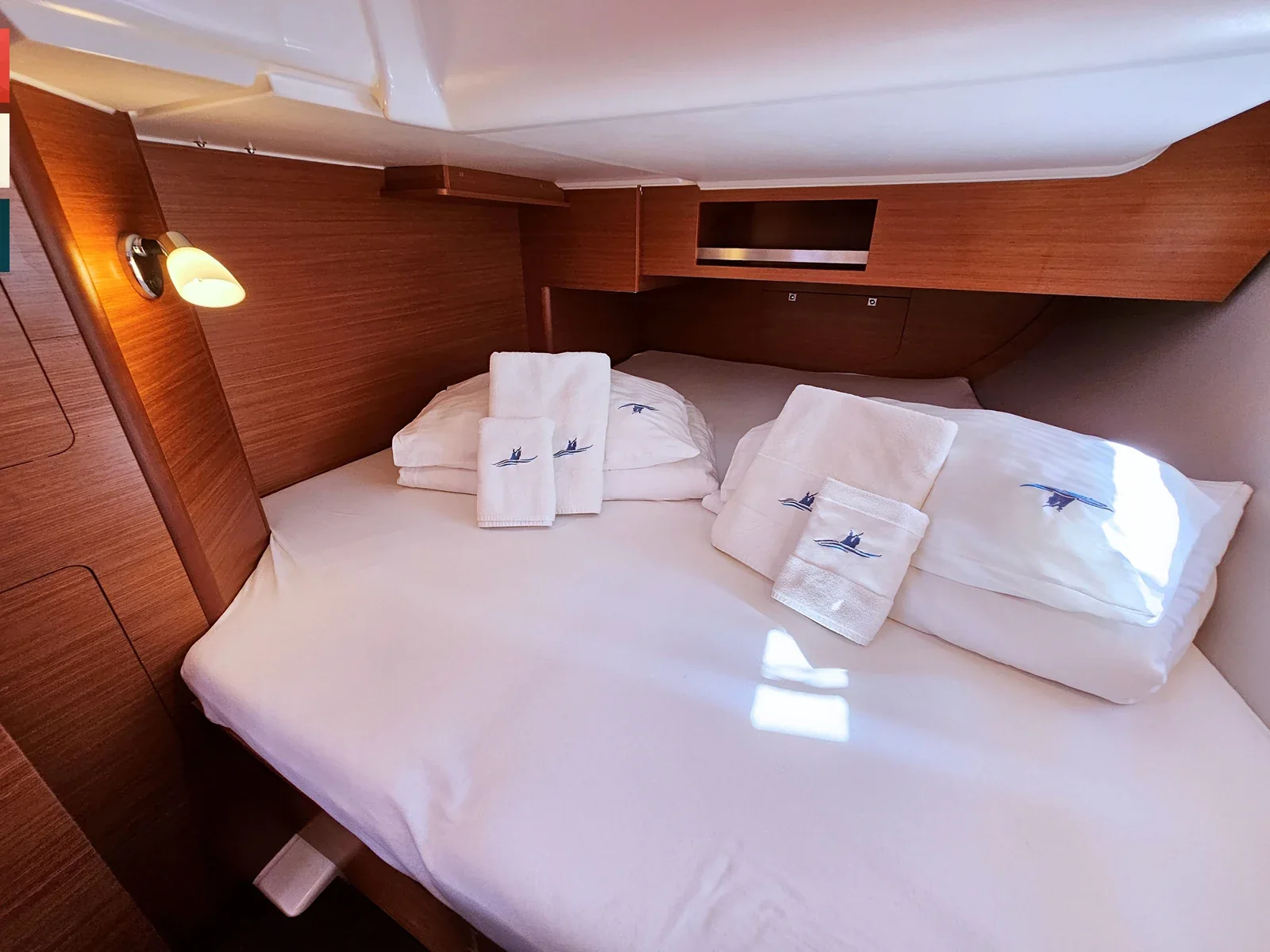Yacht DUFOUR 390 Grand Large - Nika - Foto 1