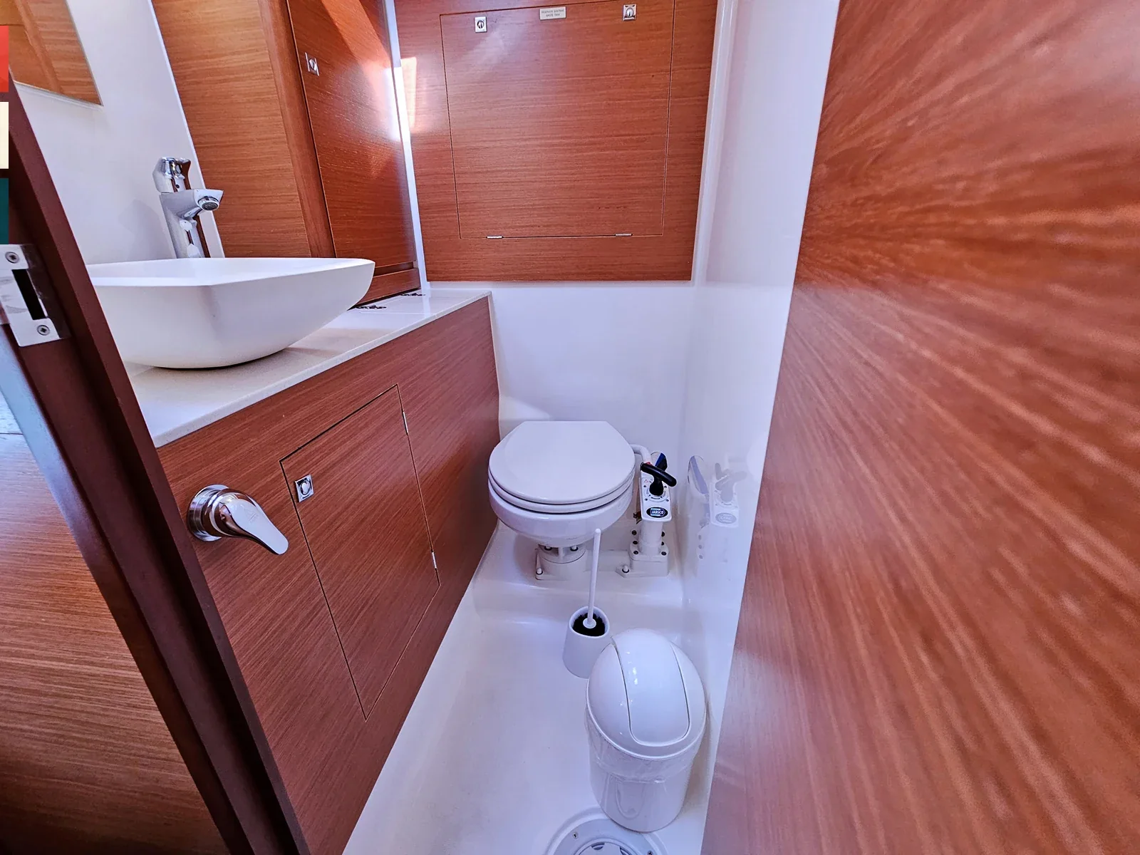 Yacht DUFOUR 390 Grand Large - Nika - Foto 1