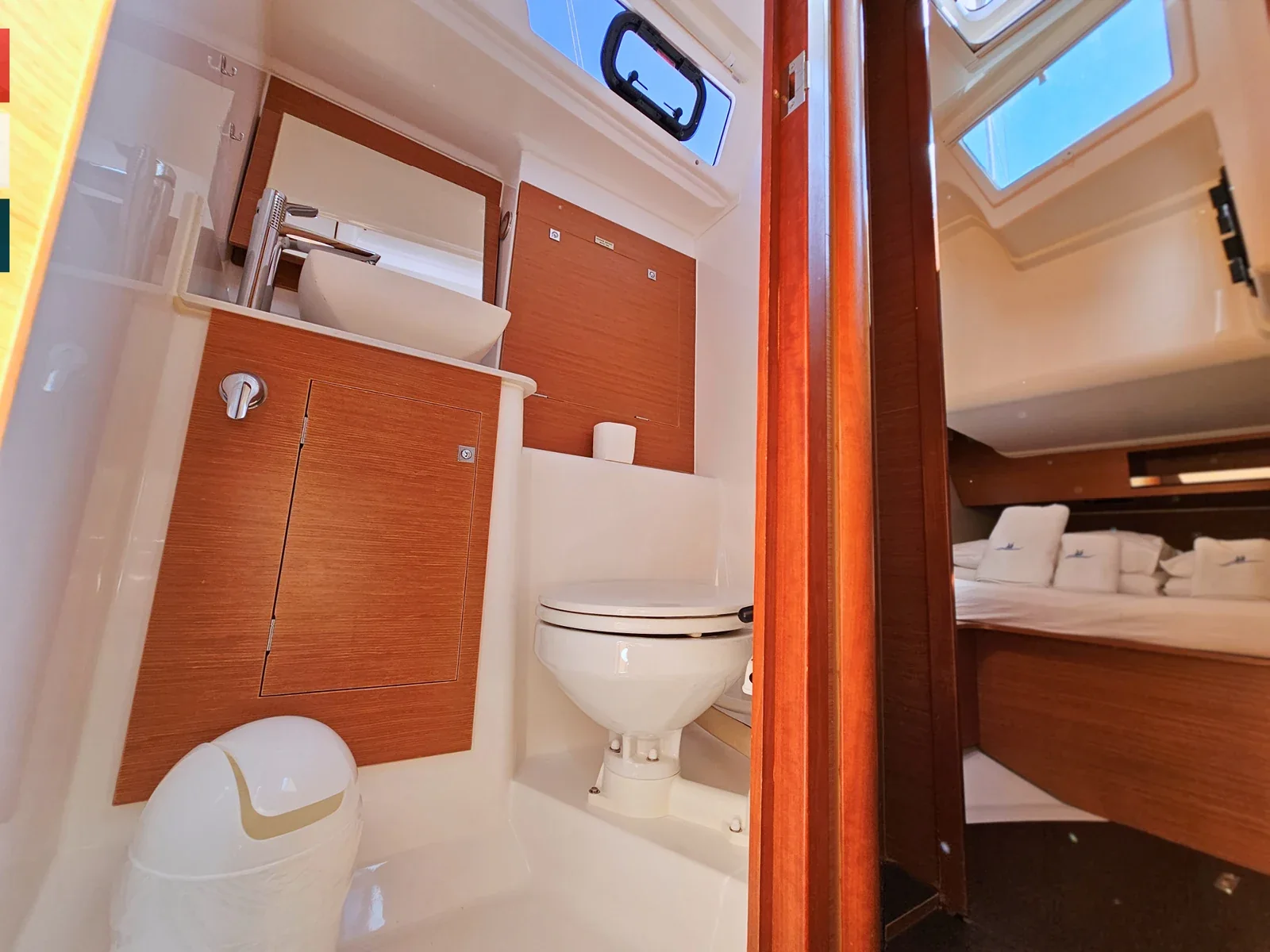 Yacht DUFOUR 390 Grand Large - Nika - Foto 1