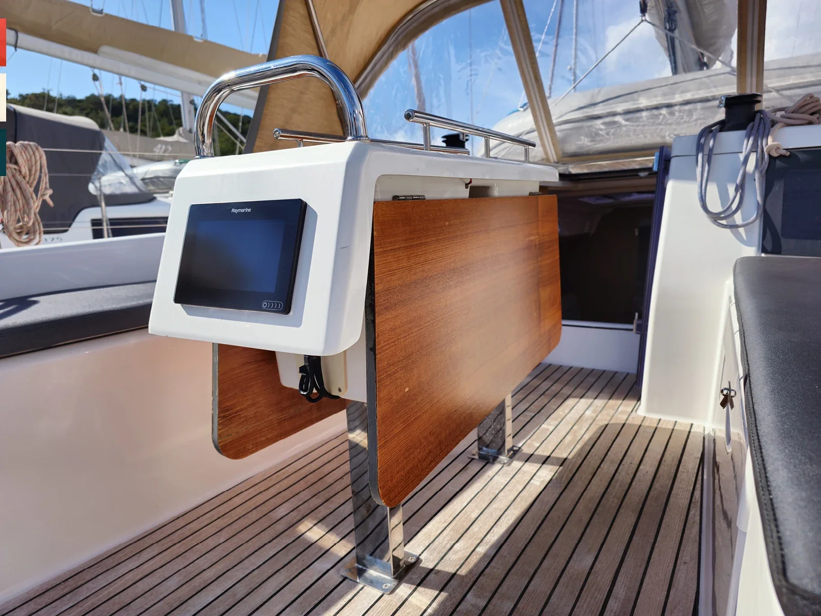 Yacht DUFOUR 360 Grand Large - Lola