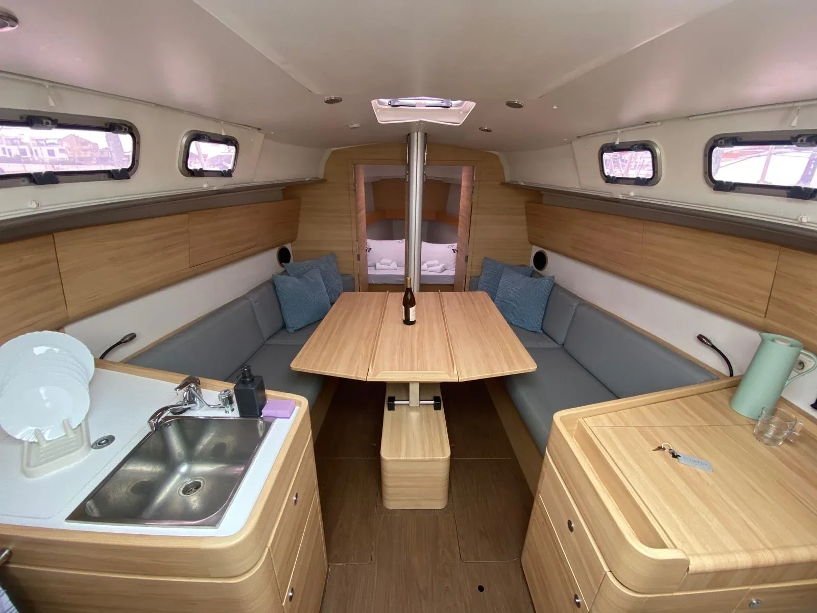 Yacht BENETEAU First 35 - Aries
