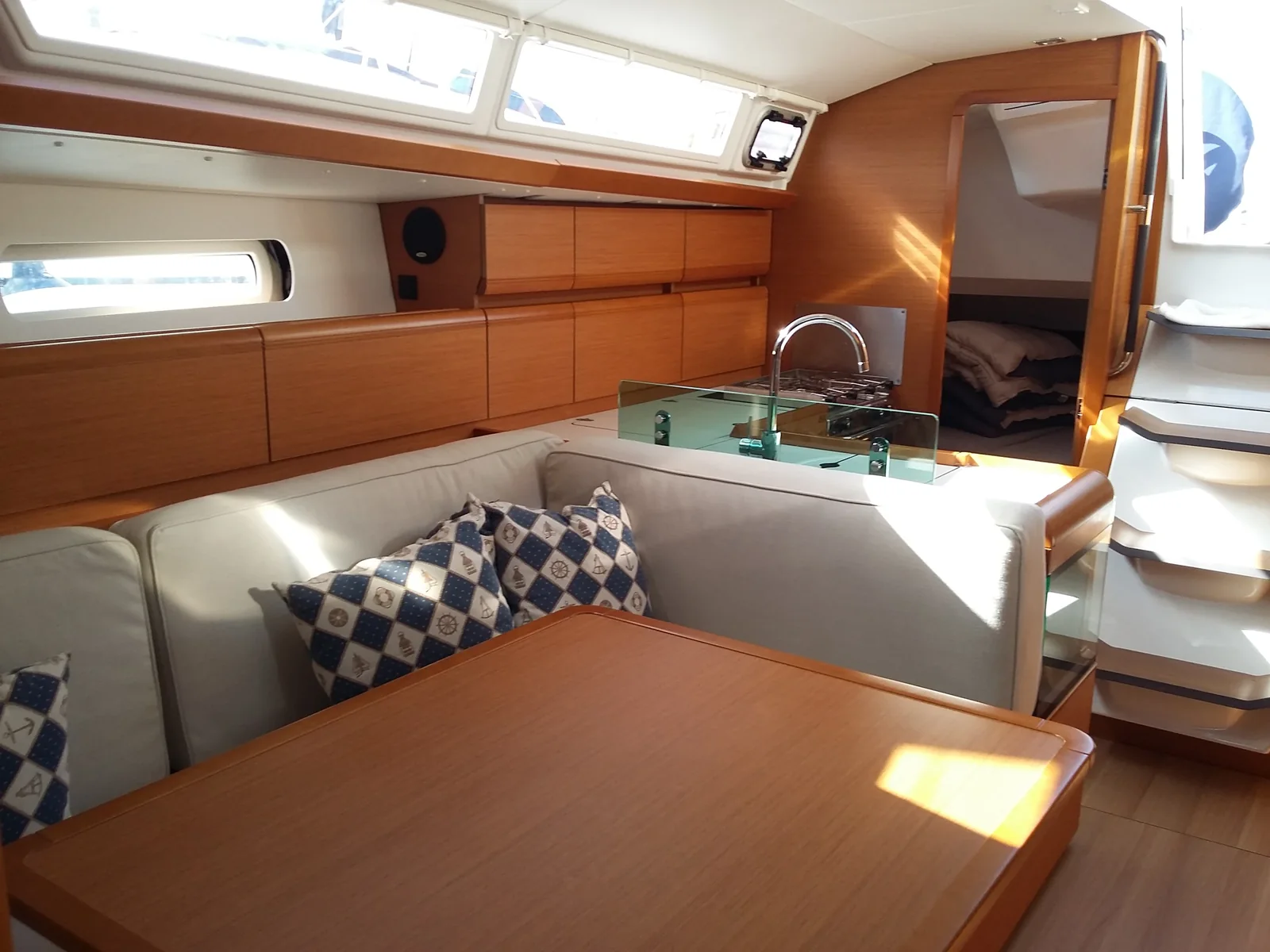 Yacht JEANNEAU Sun Odyssey 419 - Comanegra - Foto 1