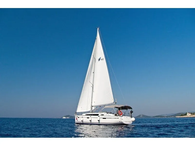 Yacht BAVARIA Cruiser 41 - MH 68 - Foto 1