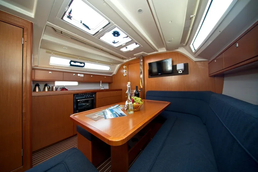 Yacht BAVARIA Cruiser 41 - MH 70 - Foto 1