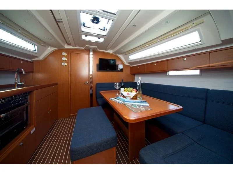 Yacht BAVARIA Cruiser 41 - MH 71 - Foto 1