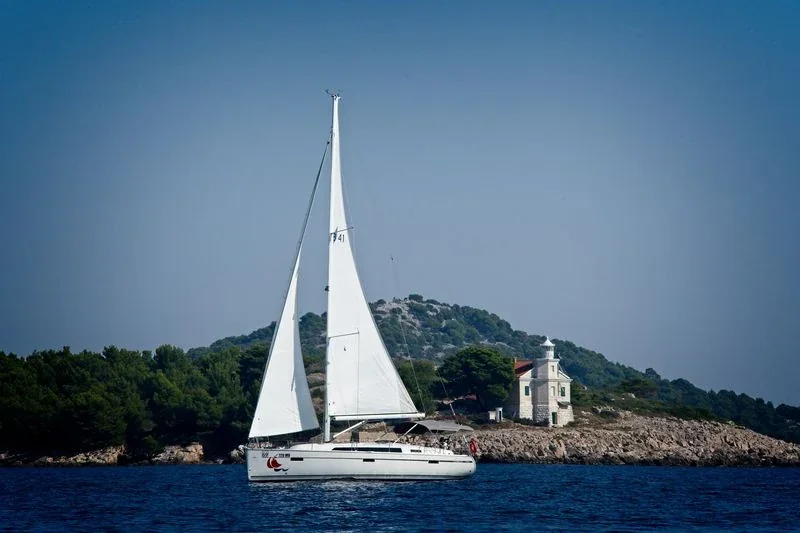 Yacht BAVARIA Cruiser 41 - MH 75 - Foto 1