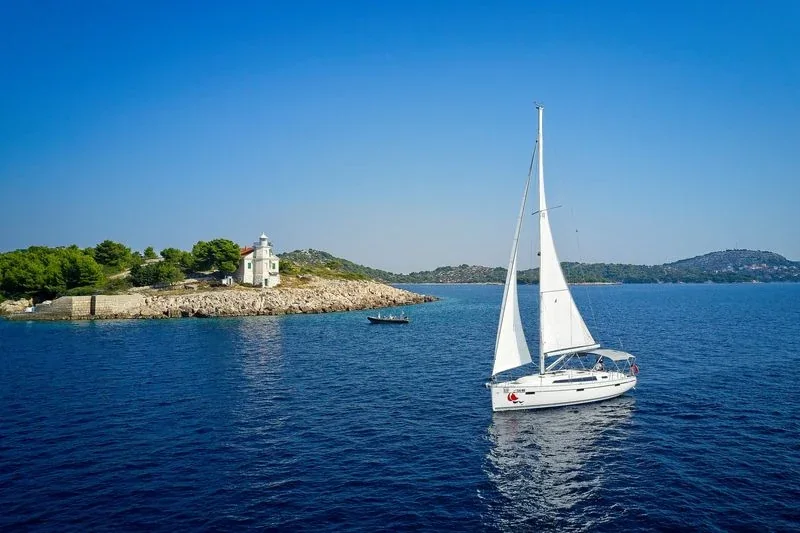 Yacht BAVARIA Cruiser 41 - MH 57 - Foto 1