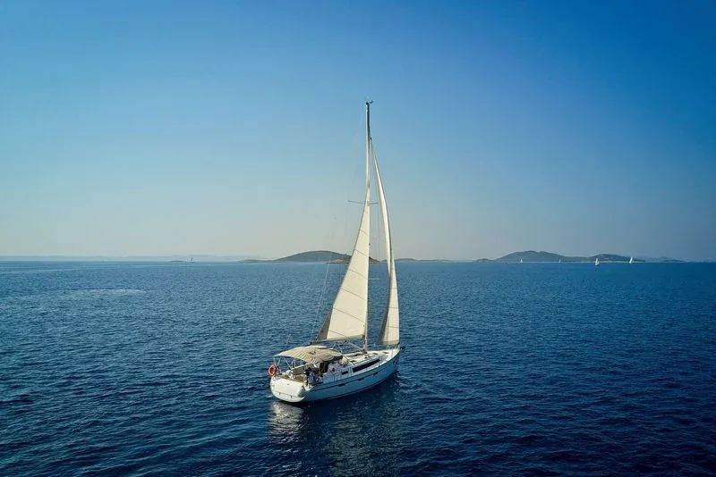 Yacht BAVARIA Cruiser 41 - MH 60