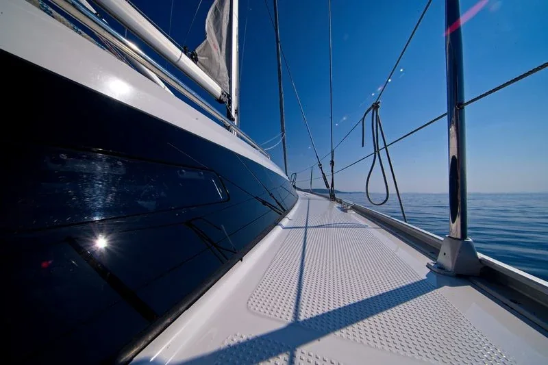 Yacht BAVARIA Cruiser 41 - MH 60 - Foto 1
