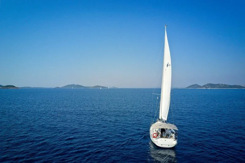 Yacht BAVARIA Cruiser 41 - MH 63 - Foto 1