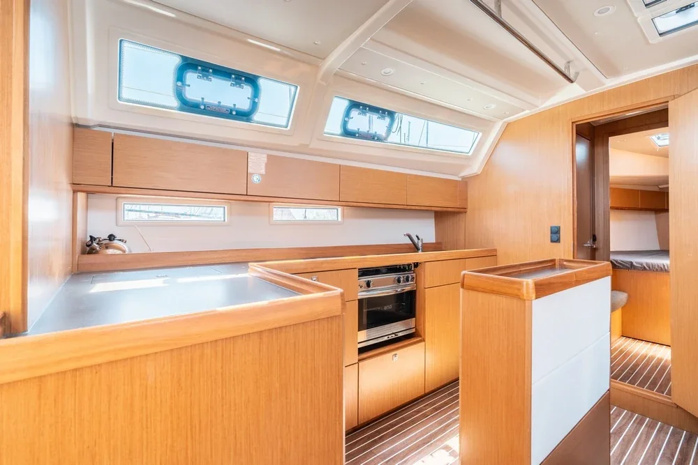 Yacht BAVARIA Cruiser 46 - Fedra