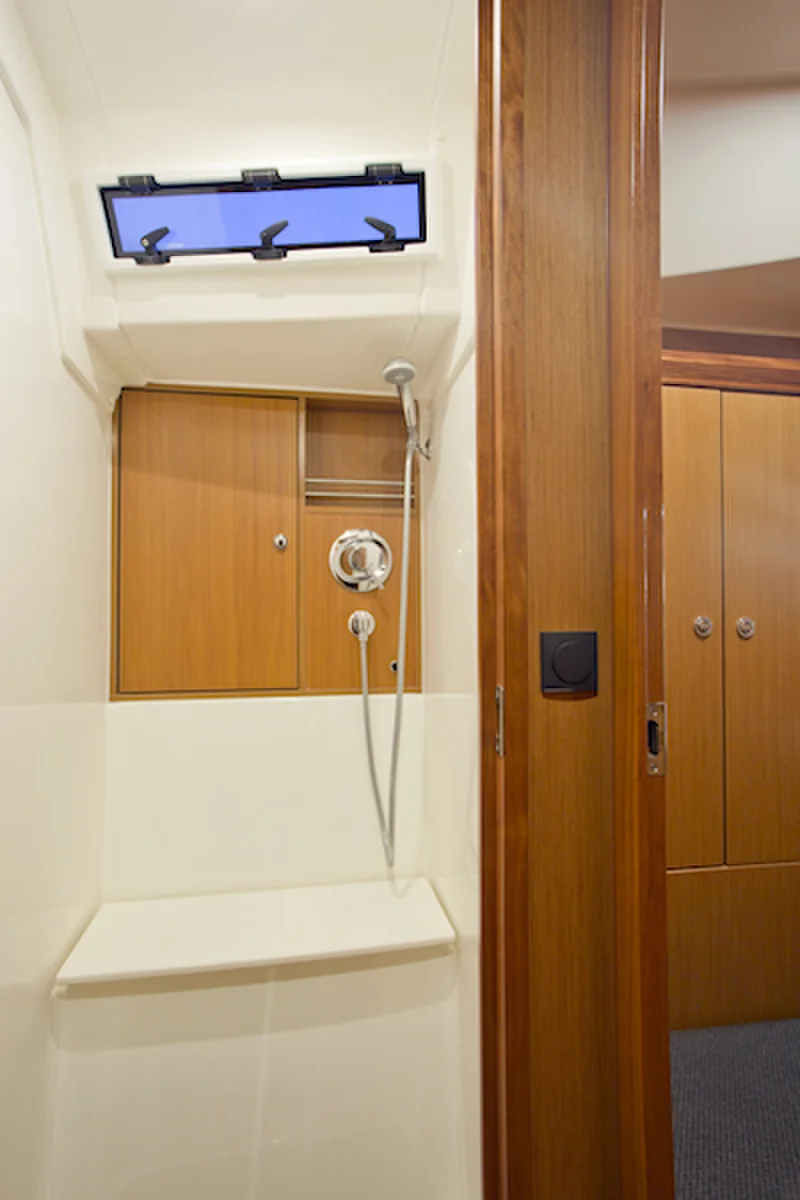 Yacht BAVARIA Cruiser 45 - Bonata