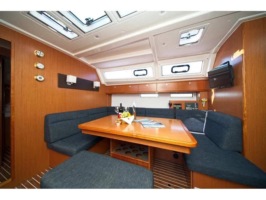 Yacht BAVARIA Cruiser 46 - MH 56 - Foto 1