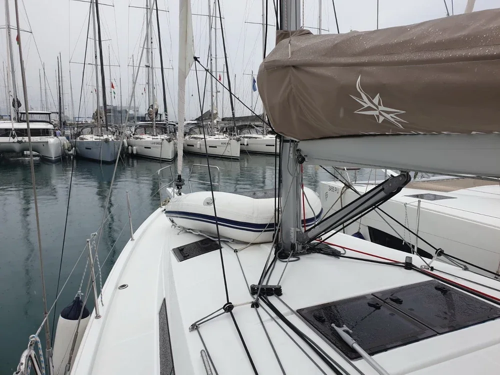 Yacht JEANNEAU Sun Odyssey 410 - Jutisa - Foto 1