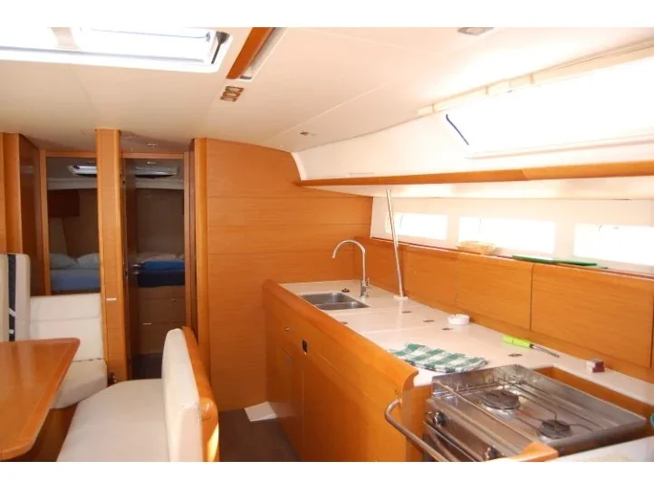Yacht JEANNEAU Sun Odyssey 519 - Alboran Champagne - Foto 1