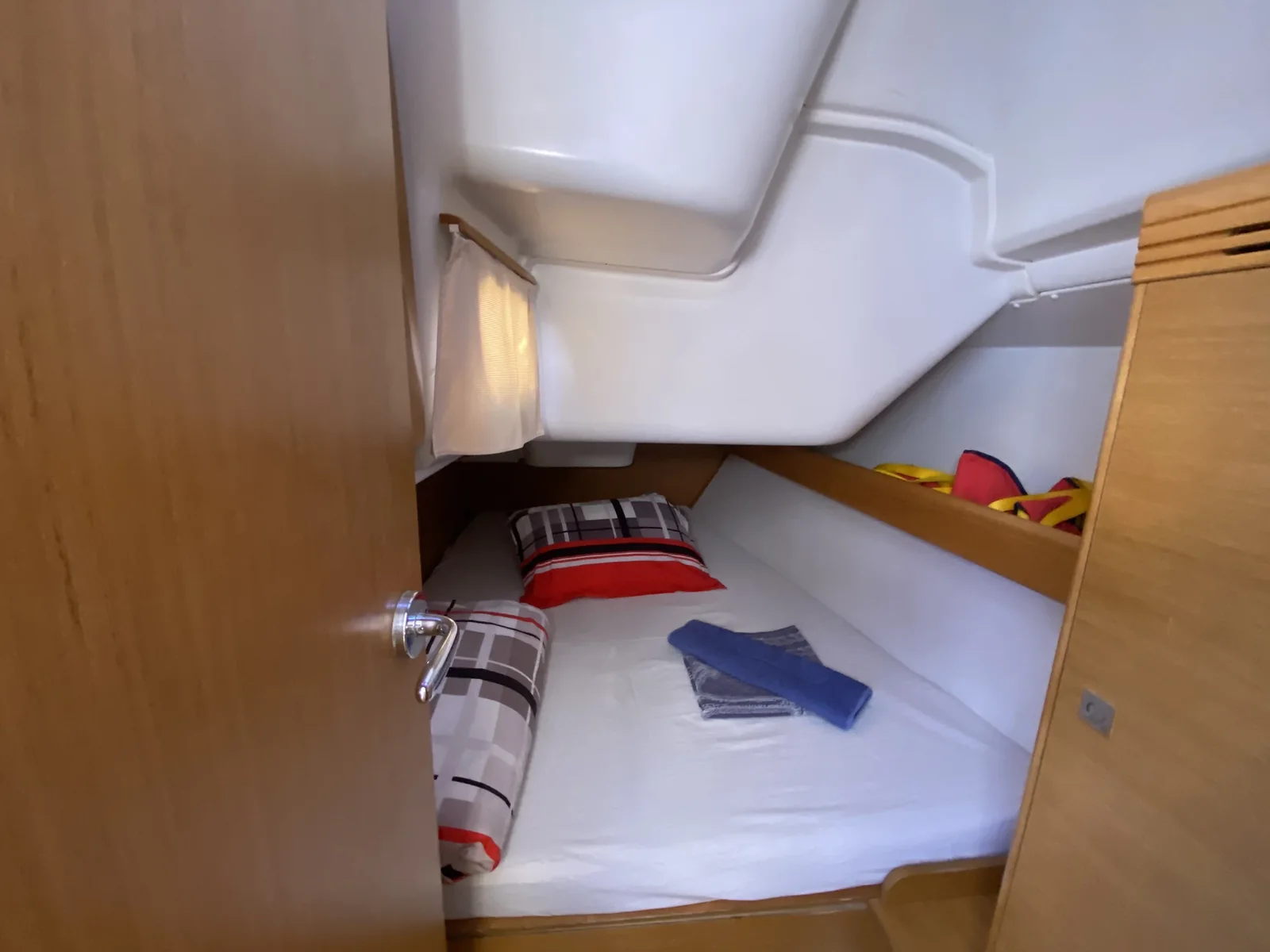 Yacht JEANNEAU Sun Odyssey 36i - Scoopy-Doo - Foto 1