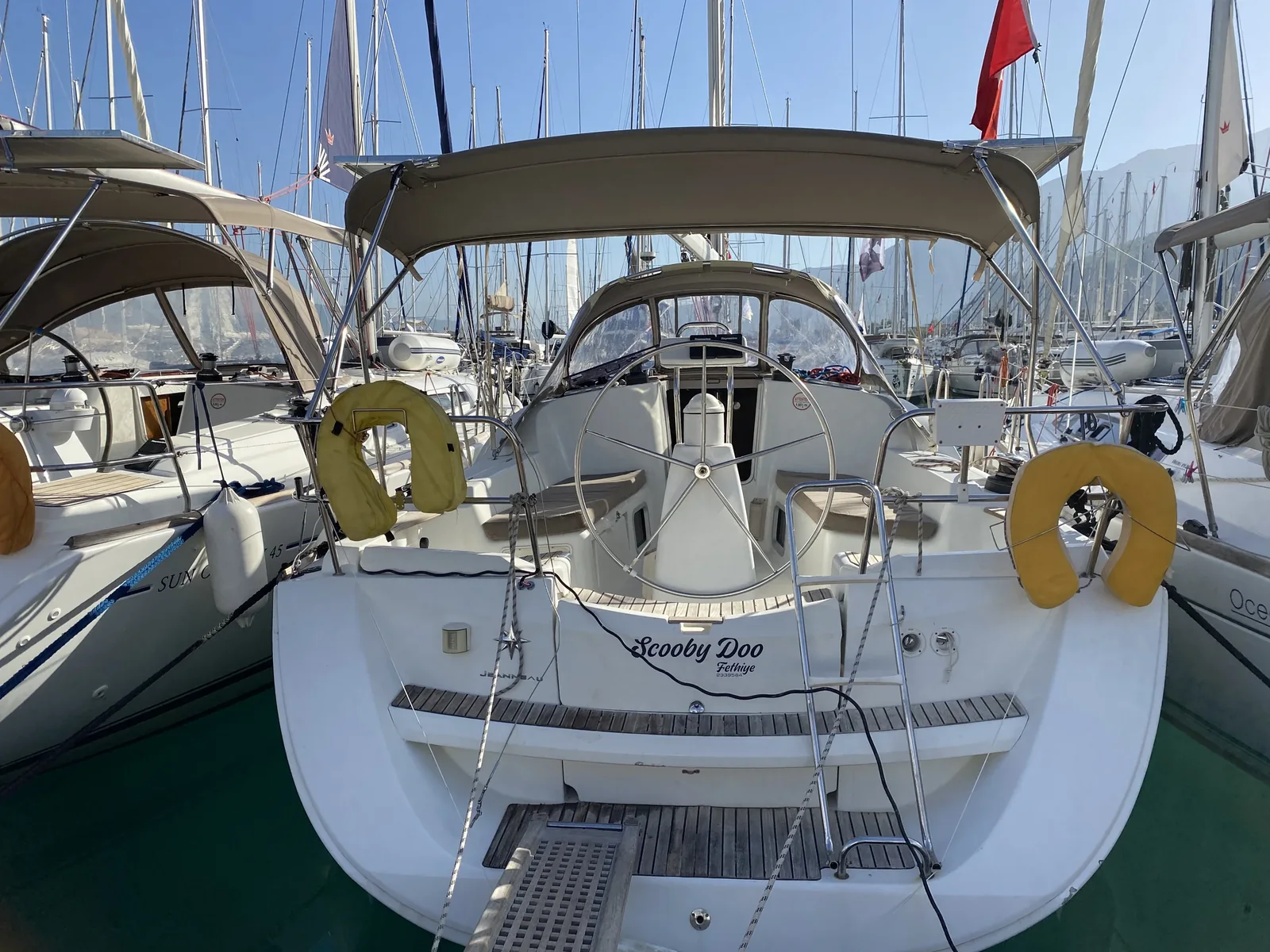 Yacht JEANNEAU Sun Odyssey 36i - Scoopy-Doo - Foto 1