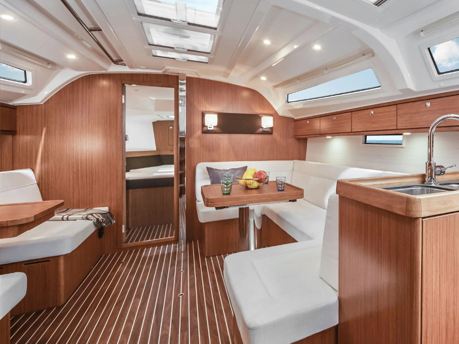 Yacht BAVARIA Cruiser 41 - Luna II
