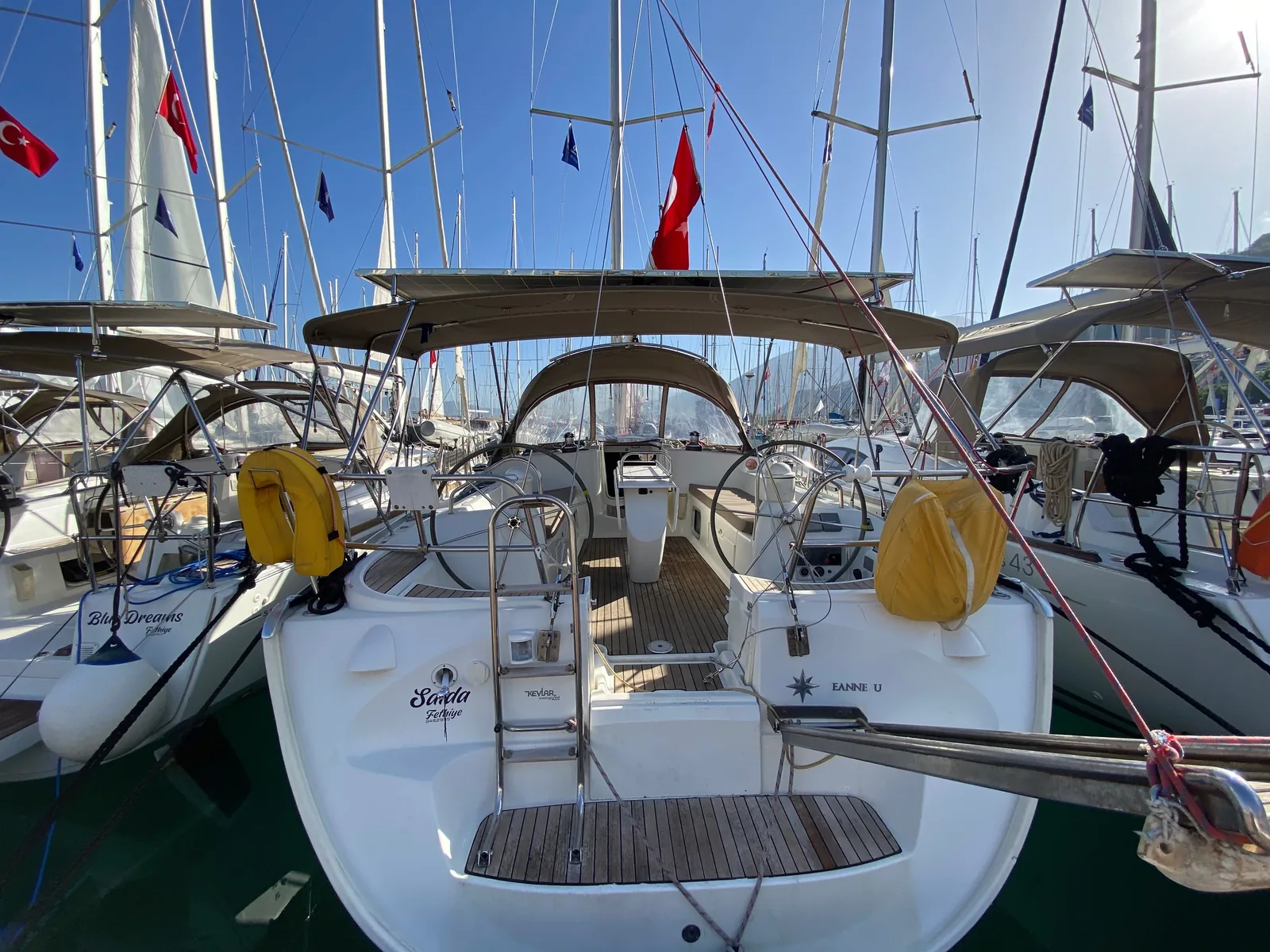 Yacht JEANNEAU Sun Odyssey 43 - Saida - Foto 1