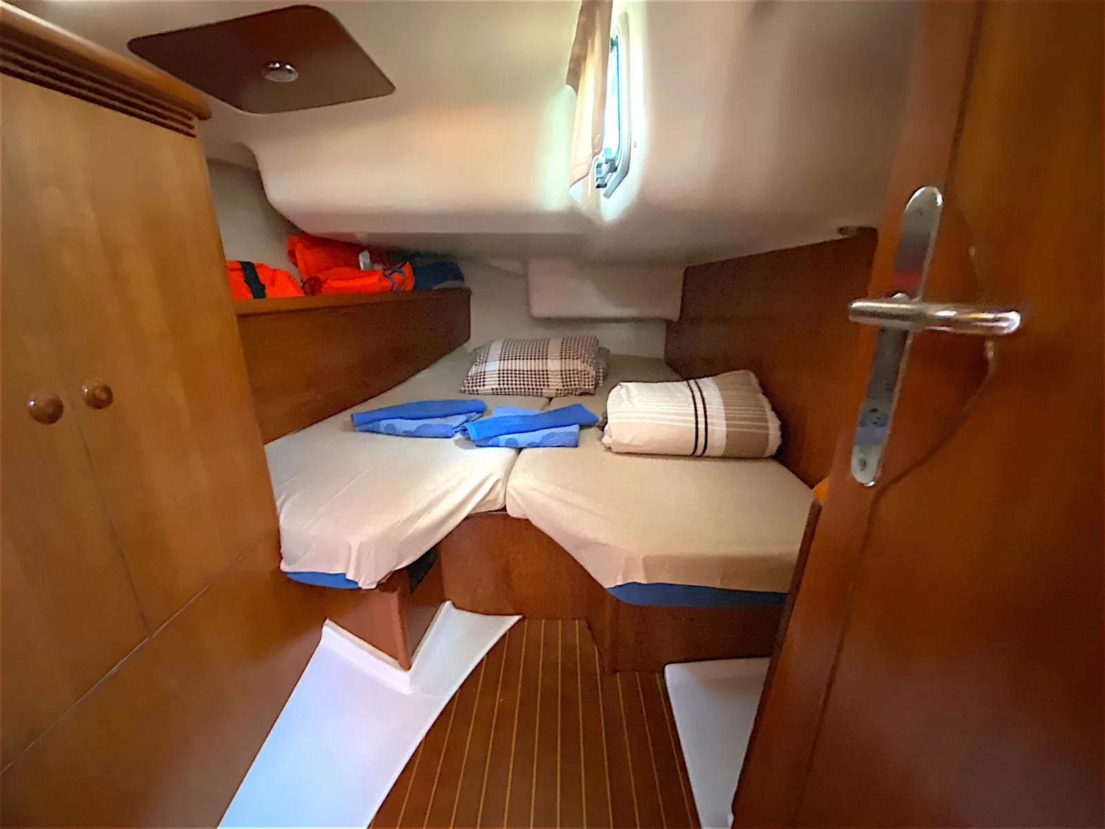 Yacht JEANNEAU Sun Odyssey 43 - Saida - Foto 1