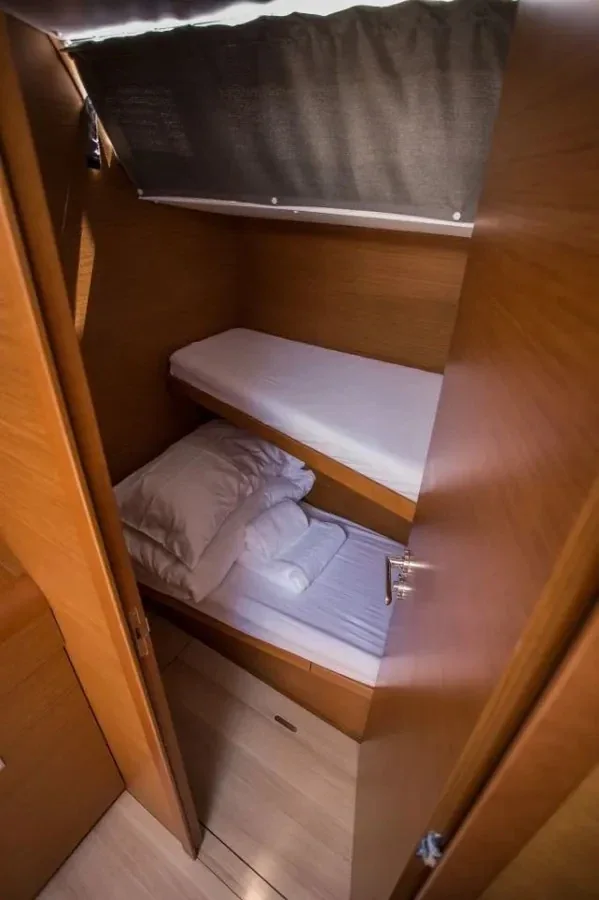 Yacht JEANNEAU Sun Odyssey 519 - Freyja - Foto 1