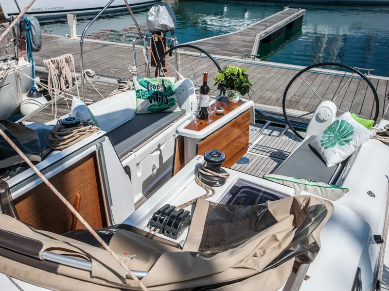 Yacht DUFOUR 350 Grand Large - Ronja - Foto 1