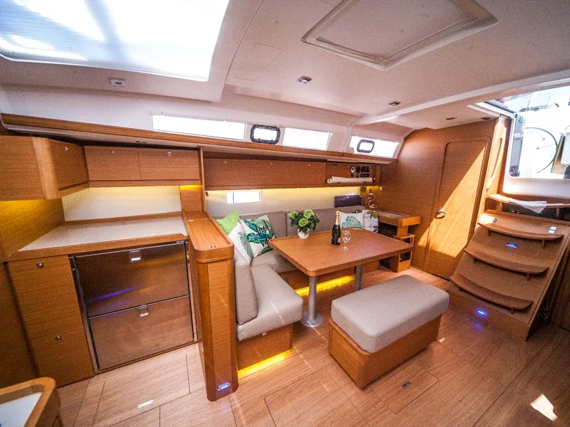 Yacht DUFOUR 460 Grand Large - Malin - Foto 1