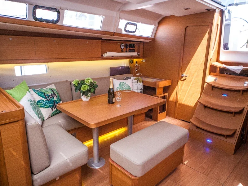 Yacht DUFOUR 460 Grand Large - Malin - Foto 1