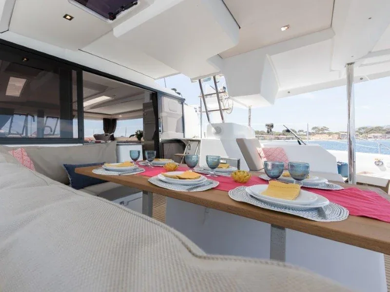 Yacht FOUNTAINE PAJOT Saona 47 - Hermes - Foto 1