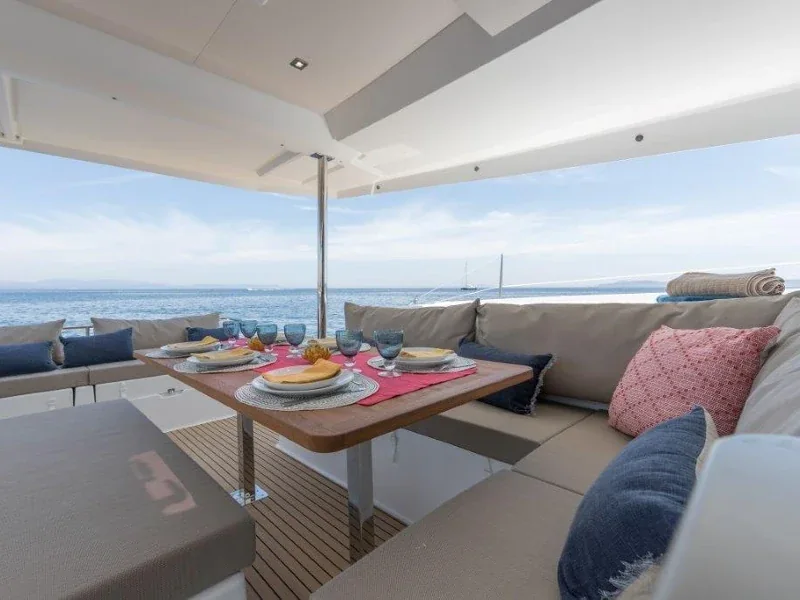Yacht FOUNTAINE PAJOT Saona 47 - Hermes - Foto 1