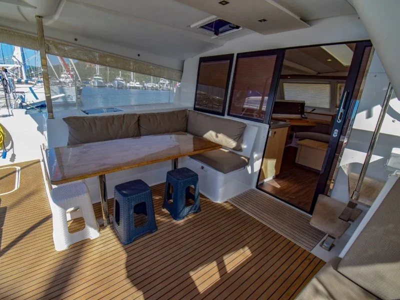 Yacht FOUNTAINE PAJOT Lucia 40 - Amber - Foto 1