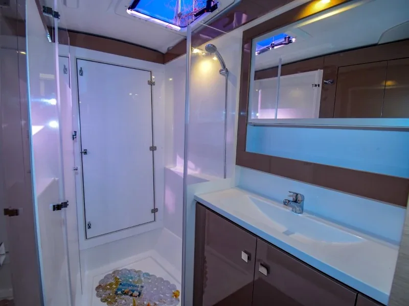 Yacht FOUNTAINE PAJOT Lucia 40 - Amber - Foto 1