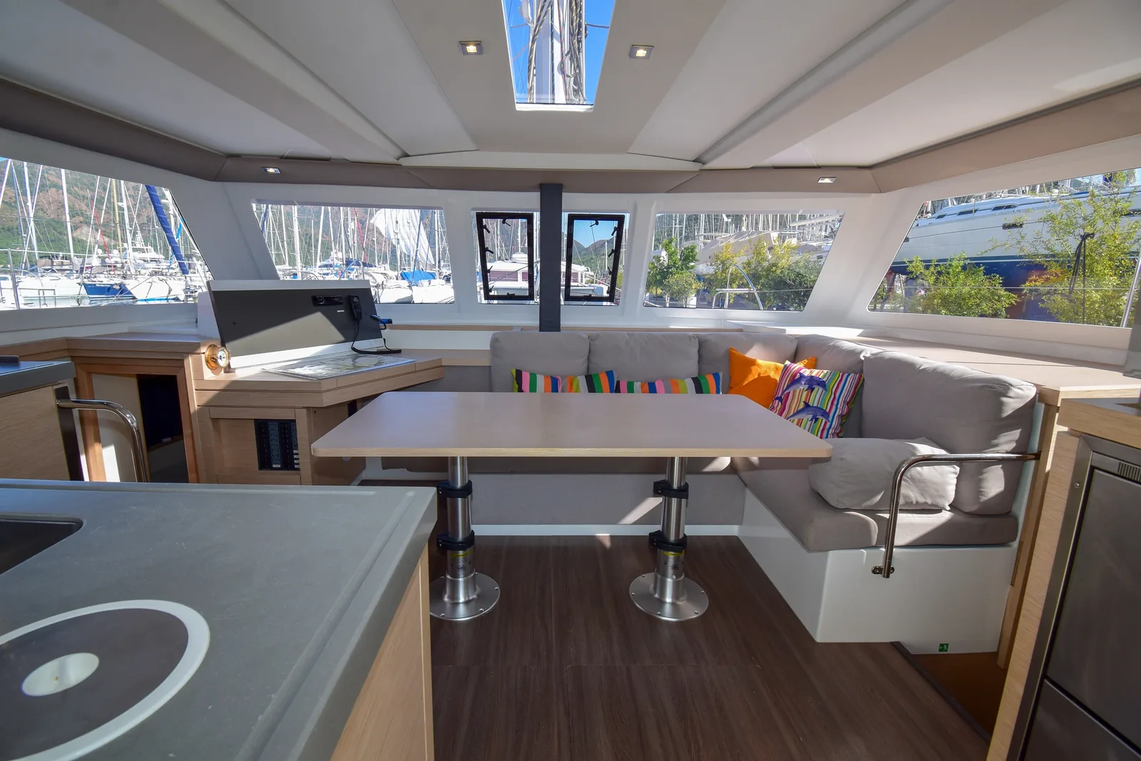 Yacht FOUNTAINE PAJOT Lucia 40 - Coco D