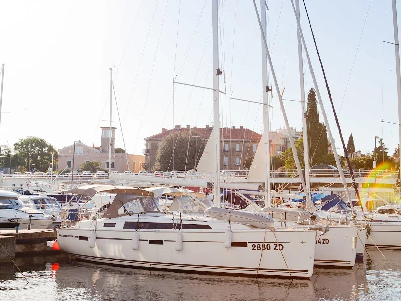 Yacht BAVARIA Cruiser 37 - Gospoja - Foto 1