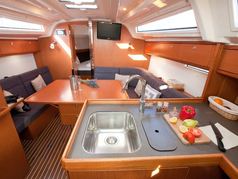 Yacht BAVARIA Cruiser 37 - Gospoja - Foto 1