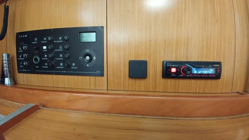 Yacht JEANNEAU Sun Odyssey 36i - Catrina - Foto 1