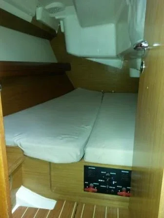 Yacht JEANNEAU Sun Odyssey 36i - Catrina - Foto 1